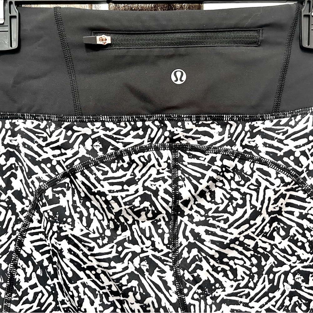 Lululemon leggings size 4 X Soul NY Pace Pusher Crop Leggings sz 4 Luxtreme - Picture 4 of 14